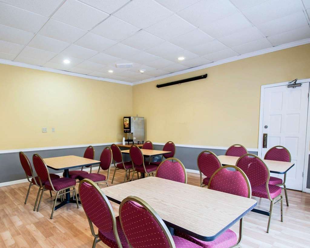 Econo Lodge Ormond Beach Restaurant photo